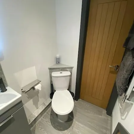 Riverside * 塞尔比